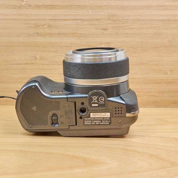 OLYMPUS SP-550UZ 7.1MP Digital Camera, 18x Optical Zoom, Image Stabilization - Picture 7 of 9